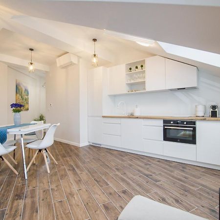 Skylight Loft Near City Center Oradea Ngoại thất bức ảnh