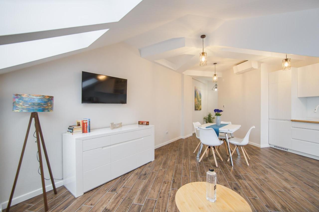 Skylight Loft Near City Center Oradea Ngoại thất bức ảnh