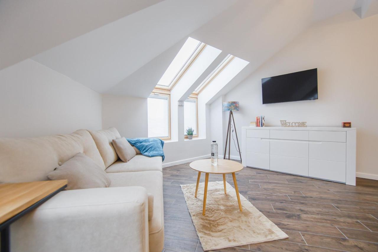 Skylight Loft Near City Center Oradea Ngoại thất bức ảnh