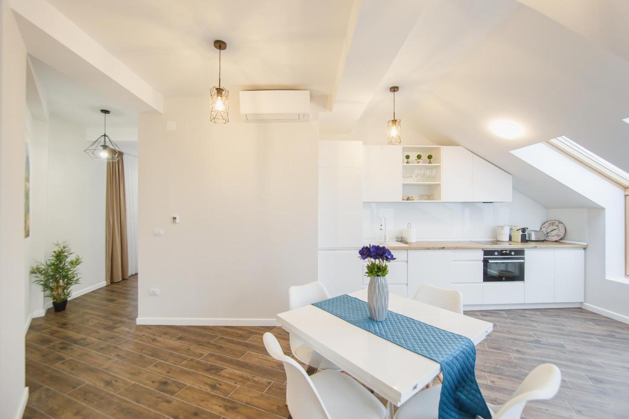 Skylight Loft Near City Center Oradea Ngoại thất bức ảnh