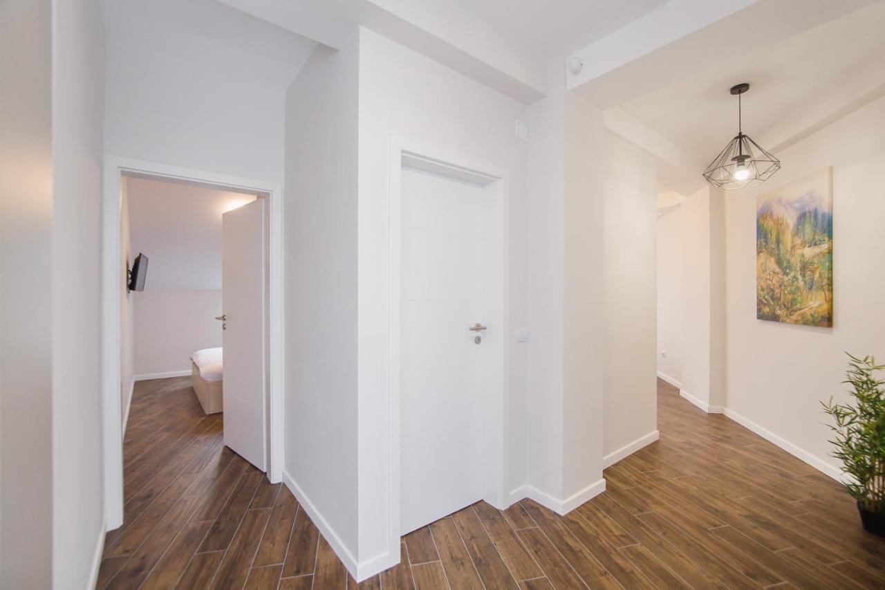 Skylight Loft Near City Center Oradea Ngoại thất bức ảnh