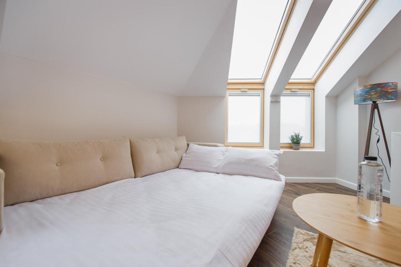 Skylight Loft Near City Center Oradea Ngoại thất bức ảnh