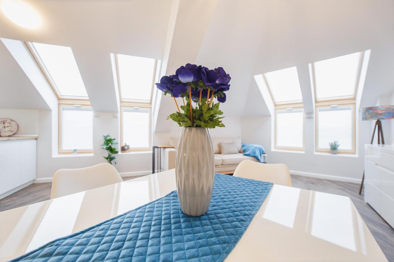 Skylight Loft Near City Center Oradea Ngoại thất bức ảnh