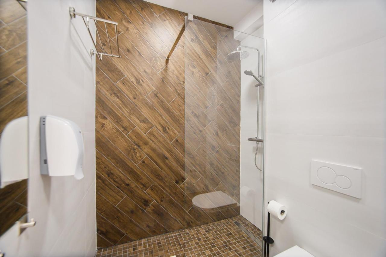 Skylight Loft Near City Center Oradea Ngoại thất bức ảnh